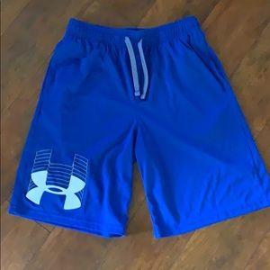 Boys XL Under Armor Shorts